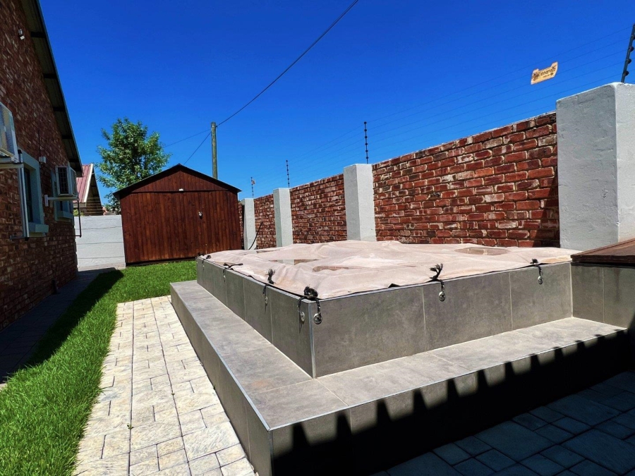 3 Bedroom Property for Sale in Baillie Park North West